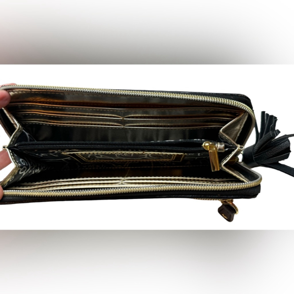 BETSEY JOHNSON Wallet - Picture 5 of 8